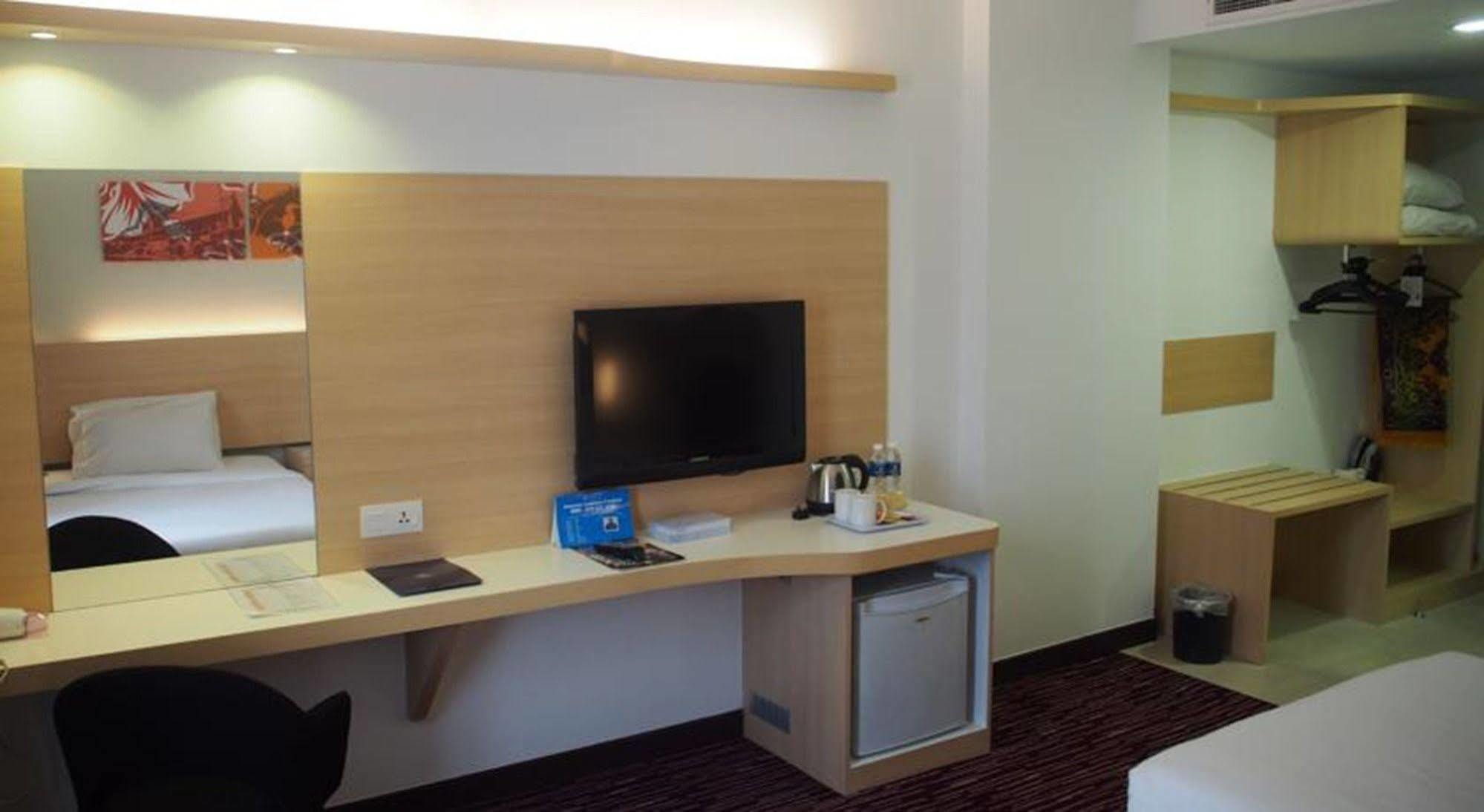 Prescott Hotel Kuala Lumpur Medan Tuanku Экстерьер фото